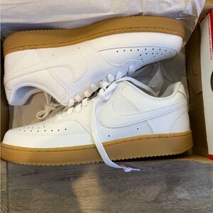 NEW Nike Court Vision Low M 9 W 10.5